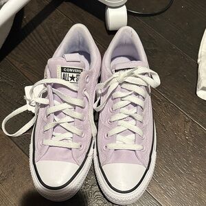 Converse Women's Light Purple Sneakers